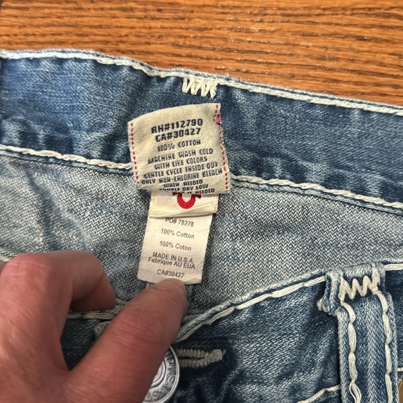 TRUE RELIGION JEANS - Picture 8 of 11